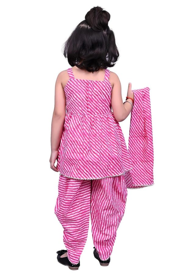 Girls Printed Pure Cotton With Dhoti Pants & Dupatta